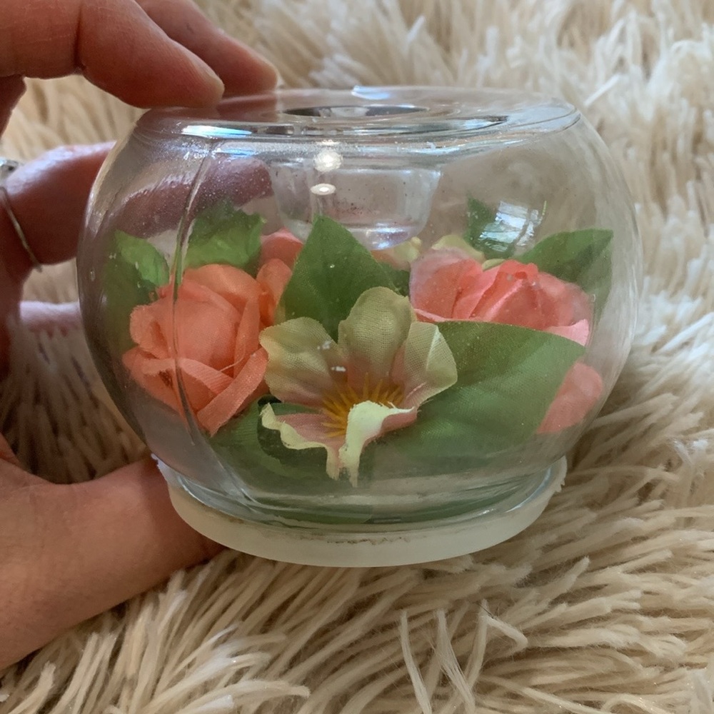 Hong Kong Glass Flowers Candle Holder